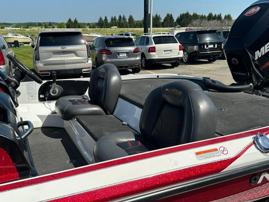 2016 Nitro Z18 Fishing Boat, available for sale in Darien, Wisconsin | Geneva Motor Cars. Darien, Wisconsin 2016 Nitro Z18 Fishing Boat, available for sale in Darien, Wisconsin | Geneva Motor Cars. Darien, Wisconsin