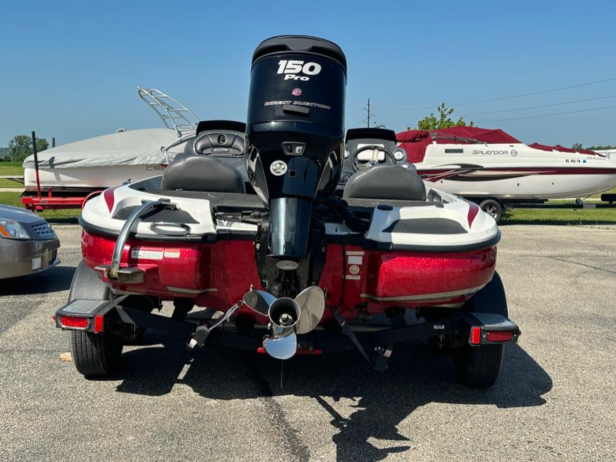 2016 Nitro Z18 Fishing Boat, available for sale in Darien, Wisconsin | Geneva Motor Cars. Darien, Wisconsin 2016 Nitro Z18 Fishing Boat, available for sale in Darien, Wisconsin | Geneva Motor Cars. Darien, Wisconsin