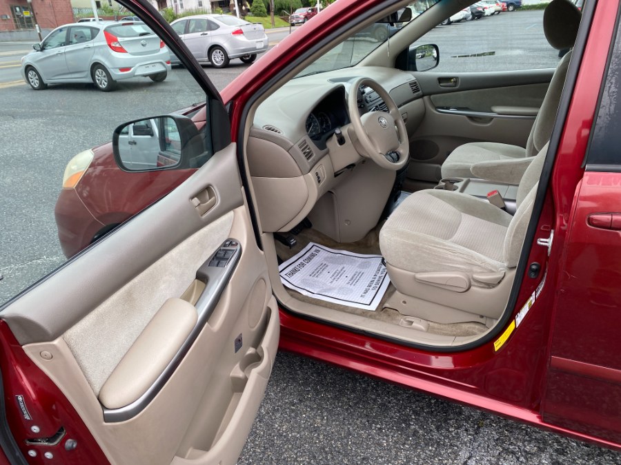 2009 Toyota Sienna 5dr 7-Pass Van CE FWD, available for sale in Bethlehem, Pennsylvania | Best Auto Deals LLC. Bethlehem, Pennsylvania 2009 Toyota Sienna 5dr 7-Pass Van CE FWD, available for sale in Bethlehem, Pennsylvania | Best Auto Deals LLC. Bethlehem, Pennsylvania