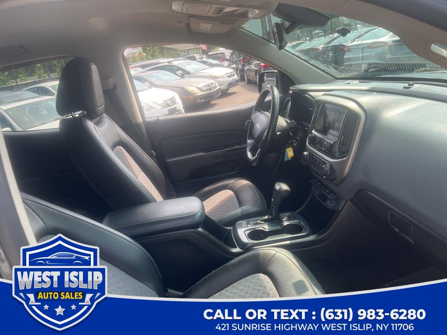 2017 Chevrolet Colorado 2WD Crew Cab 128.3" Z71, available for sale in West Islip, New York | West Islip Auto Sales. West Islip, New York 2017 Chevrolet Colorado 2WD Crew Cab 128.3" Z71, available for sale in West Islip, New York | West Islip Auto Sales. West Islip, New York