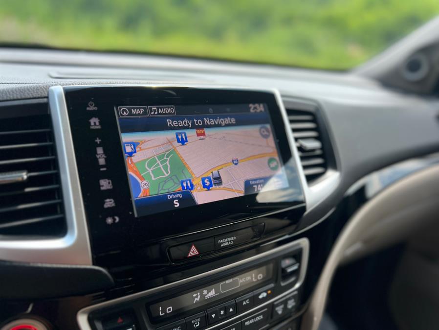2017 Honda Pilot Elite AWD, available for sale in Paterson, New Jersey | Speedway Motors LLC. Paterson, New Jersey 2017 Honda Pilot Elite AWD, available for sale in Paterson, New Jersey | Speedway Motors LLC. Paterson, New Jersey