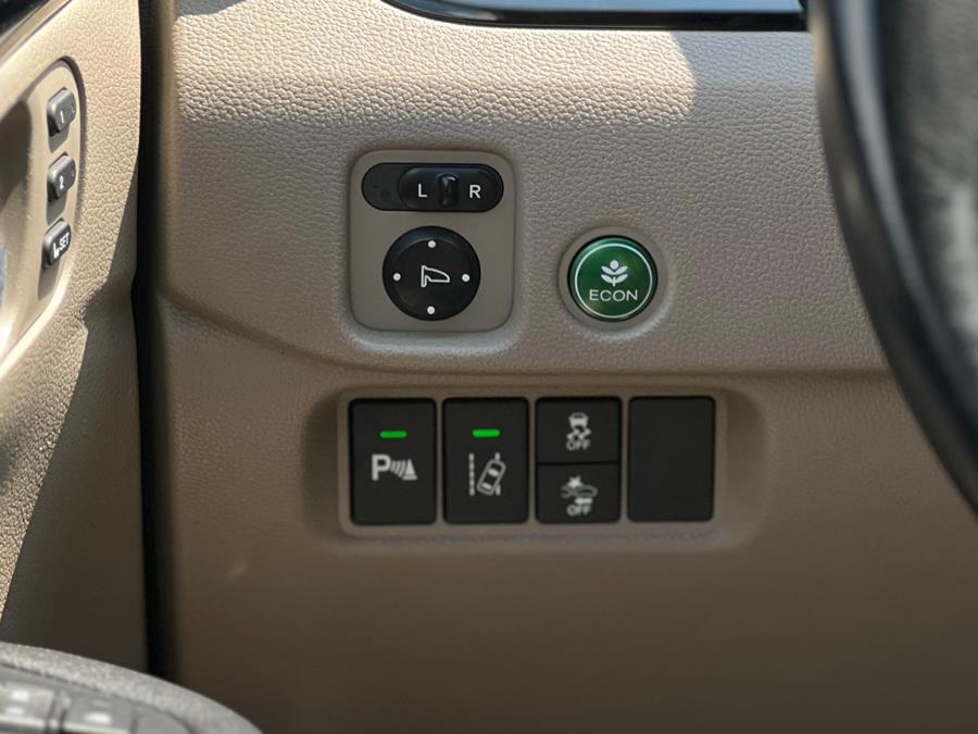 2017 Honda Pilot Elite AWD, available for sale in Paterson, New Jersey | Speedway Motors LLC. Paterson, New Jersey 2017 Honda Pilot Elite AWD, available for sale in Paterson, New Jersey | Speedway Motors LLC. Paterson, New Jersey
