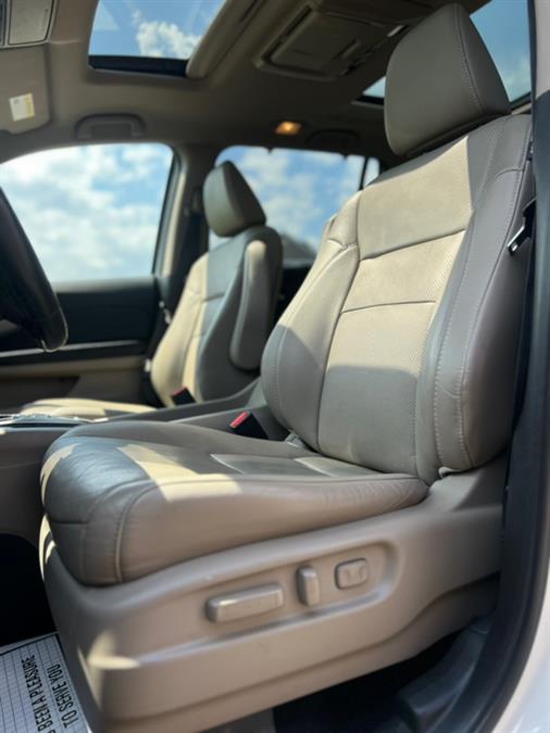 2017 Honda Pilot Elite AWD, available for sale in Paterson, New Jersey | Speedway Motors LLC. Paterson, New Jersey 2017 Honda Pilot Elite AWD, available for sale in Paterson, New Jersey | Speedway Motors LLC. Paterson, New Jersey
