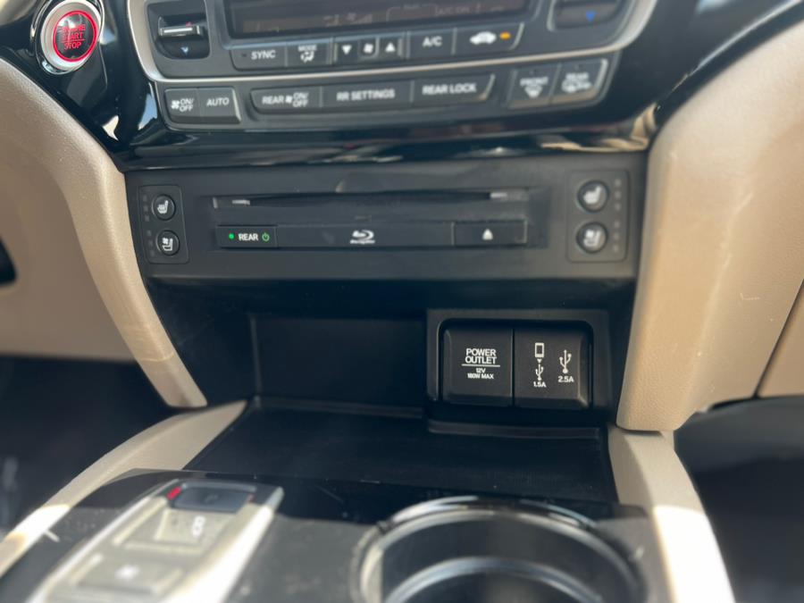 2017 Honda Pilot Elite AWD, available for sale in Paterson, New Jersey | Speedway Motors LLC. Paterson, New Jersey 2017 Honda Pilot Elite AWD, available for sale in Paterson, New Jersey | Speedway Motors LLC. Paterson, New Jersey