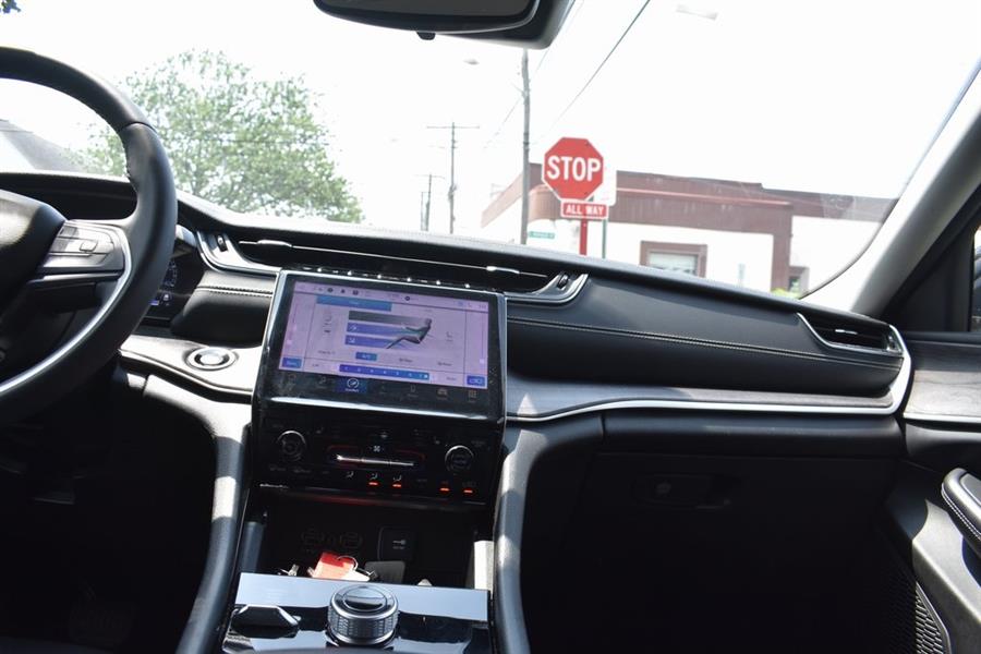 2023 Jeep Grand Cherokee l Limited, available for sale in Hempstead, New York | Certified Auto Group. Hempstead, New York 2023 Jeep Grand Cherokee l Limited, available for sale in Hempstead, New York | Certified Auto Group. Hempstead, New York