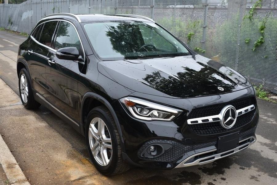 2021 Mercedes Benz GLA 250 photo 4