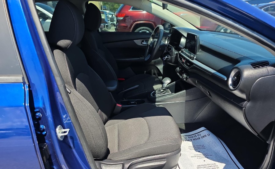 2019 Kia Forte LXS IVT, available for sale in Fort Myers, Florida | Carlux Fort Myers. Fort Myers, Florida 2019 Kia Forte LXS IVT, available for sale in Fort Myers, Florida | Carlux Fort Myers. Fort Myers, Florida