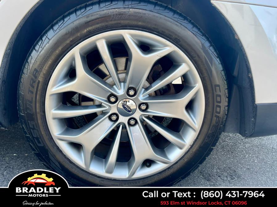 2014 Ford Taurus Limited AWD, available for sale in Windsor Locks, Connecticut | Bradley Motors Inc. Windsor Locks, Connecticut 2014 Ford Taurus Limited AWD, available for sale in Windsor Locks, Connecticut | Bradley Motors Inc. Windsor Locks, Connecticut