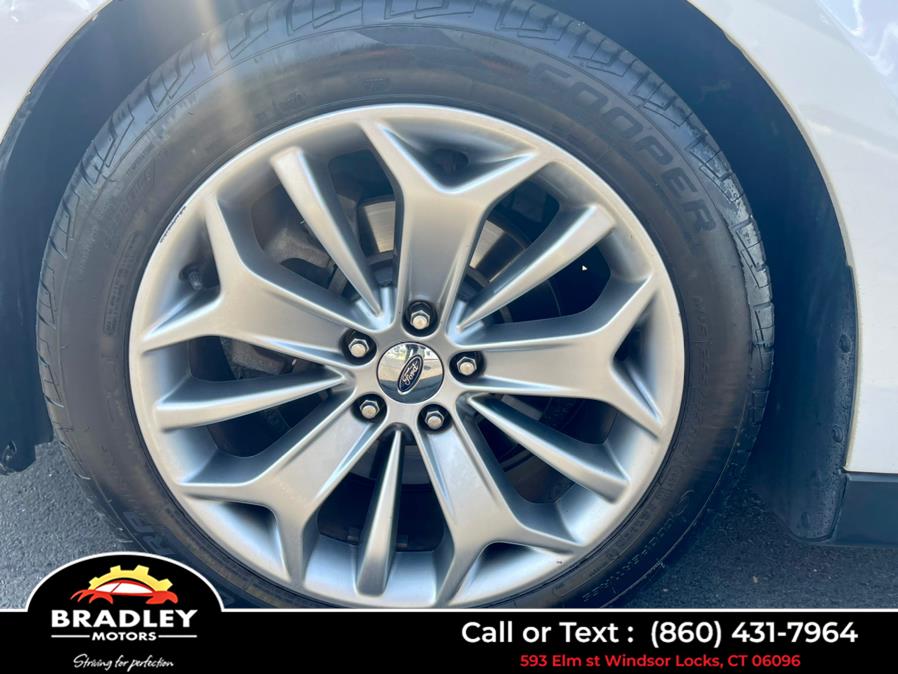 2014 Ford Taurus Limited AWD, available for sale in Windsor Locks, Connecticut | Bradley Motors Inc. Windsor Locks, Connecticut 2014 Ford Taurus Limited AWD, available for sale in Windsor Locks, Connecticut | Bradley Motors Inc. Windsor Locks, Connecticut