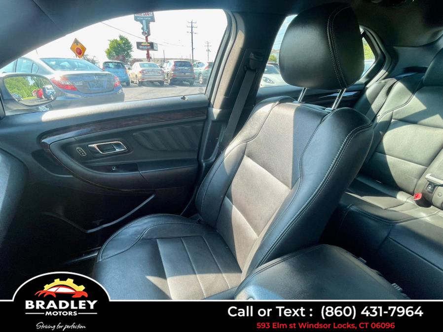 2014 Ford Taurus Limited AWD, available for sale in Windsor Locks, Connecticut | Bradley Motors Inc. Windsor Locks, Connecticut 2014 Ford Taurus Limited AWD, available for sale in Windsor Locks, Connecticut | Bradley Motors Inc. Windsor Locks, Connecticut