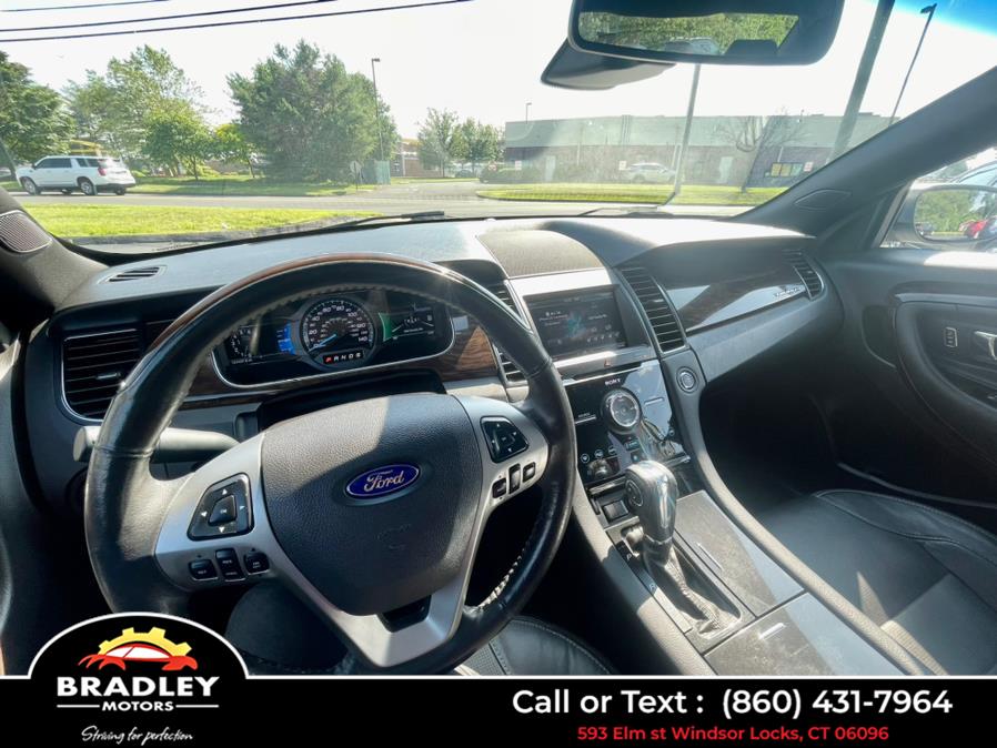 2014 Ford Taurus Limited AWD, available for sale in Windsor Locks, Connecticut | Bradley Motors Inc. Windsor Locks, Connecticut 2014 Ford Taurus Limited AWD, available for sale in Windsor Locks, Connecticut | Bradley Motors Inc. Windsor Locks, Connecticut