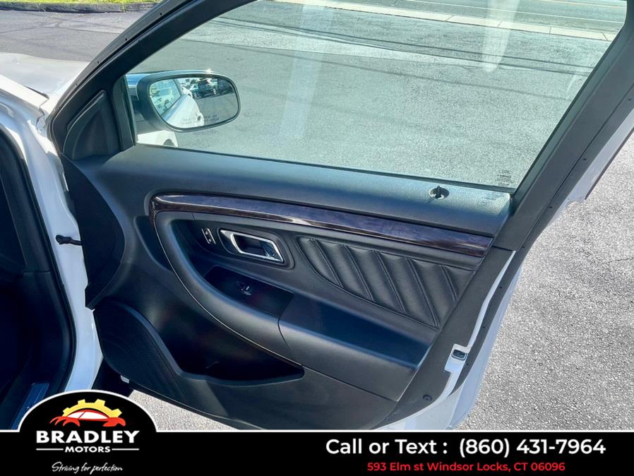 2014 Ford Taurus Limited AWD, available for sale in Windsor Locks, Connecticut | Bradley Motors Inc. Windsor Locks, Connecticut 2014 Ford Taurus Limited AWD, available for sale in Windsor Locks, Connecticut | Bradley Motors Inc. Windsor Locks, Connecticut