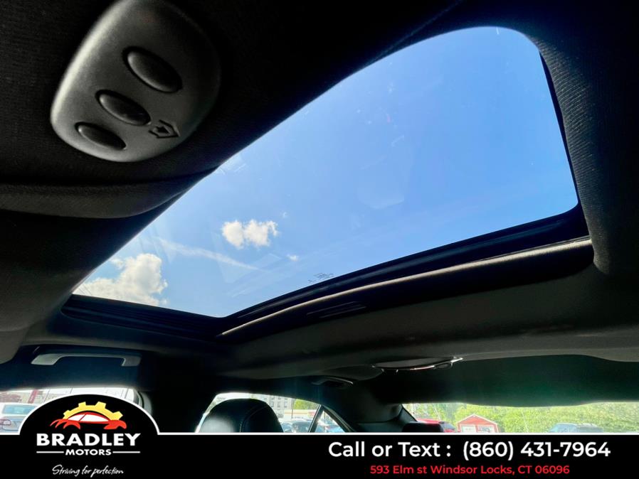 2014 Ford Taurus Limited AWD, available for sale in Windsor Locks, Connecticut | Bradley Motors Inc. Windsor Locks, Connecticut 2014 Ford Taurus Limited AWD, available for sale in Windsor Locks, Connecticut | Bradley Motors Inc. Windsor Locks, Connecticut