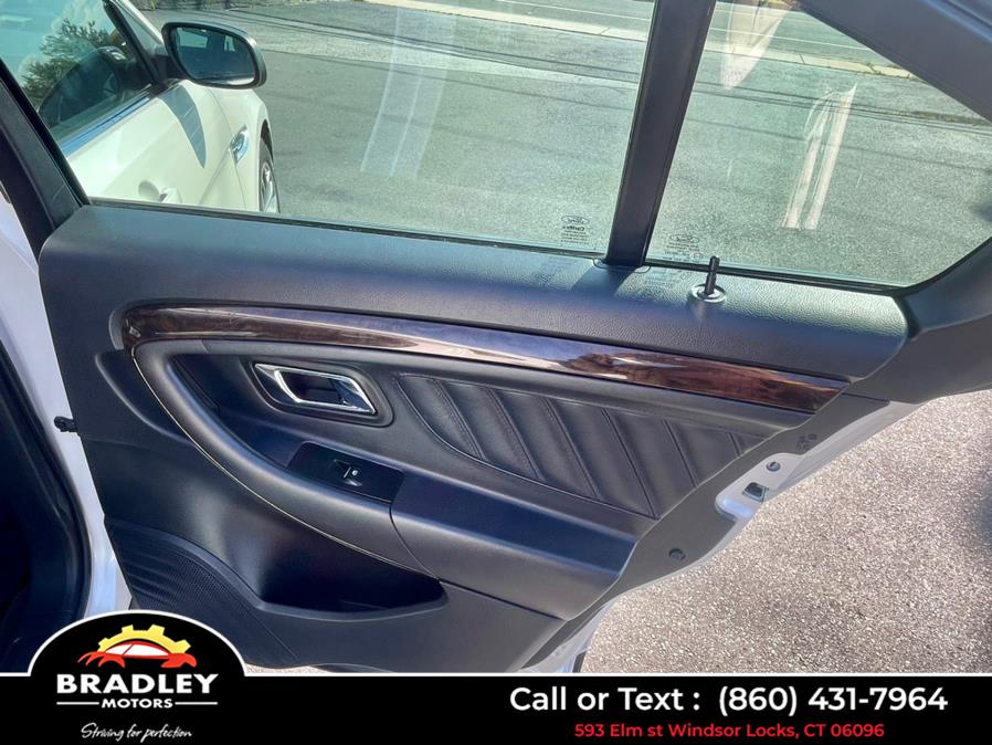 2014 Ford Taurus Limited AWD, available for sale in Windsor Locks, Connecticut | Bradley Motors Inc. Windsor Locks, Connecticut 2014 Ford Taurus Limited AWD, available for sale in Windsor Locks, Connecticut | Bradley Motors Inc. Windsor Locks, Connecticut