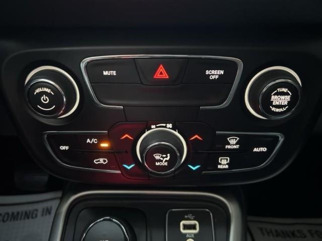 2018 Jeep Compass Latitude 4x4, available for sale in Yonkers, New York | Westchester Auto Group. Yonkers, New York 2018 Jeep Compass Latitude 4x4, available for sale in Yonkers, New York | Westchester Auto Group. Yonkers, New York
