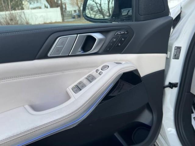 2022 BMW X7 xDrive40i Sports Activity Vehicle, available for sale in Yonkers, New York | Westchester Auto Group. Yonkers, New York 2022 BMW X7 xDrive40i Sports Activity Vehicle, available for sale in Yonkers, New York | Westchester Auto Group. Yonkers, New York