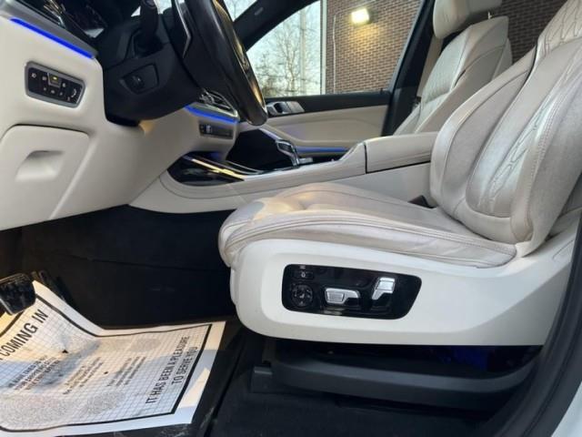 2022 BMW X7 xDrive40i Sports Activity Vehicle, available for sale in Yonkers, New York | Westchester Auto Group. Yonkers, New York 2022 BMW X7 xDrive40i Sports Activity Vehicle, available for sale in Yonkers, New York | Westchester Auto Group. Yonkers, New York