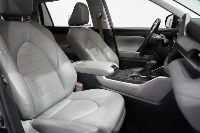 2021 Toyota Highlander XLE, available for sale in Yonkers, New York | Westchester Auto Group. Yonkers, New York 2021 Toyota Highlander XLE, available for sale in Yonkers, New York | Westchester Auto Group. Yonkers, New York