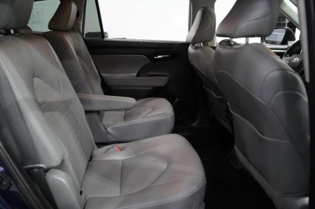 2021 Toyota Highlander XLE, available for sale in Yonkers, New York | Westchester Auto Group. Yonkers, New York 2021 Toyota Highlander XLE, available for sale in Yonkers, New York | Westchester Auto Group. Yonkers, New York