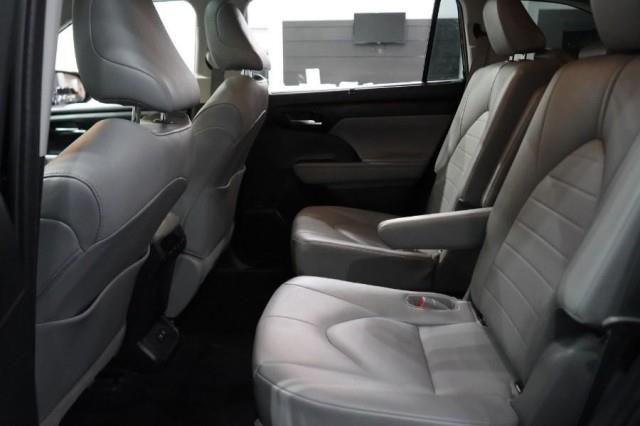 2021 Toyota Highlander XLE, available for sale in Yonkers, New York | Westchester Auto Group. Yonkers, New York 2021 Toyota Highlander XLE, available for sale in Yonkers, New York | Westchester Auto Group. Yonkers, New York