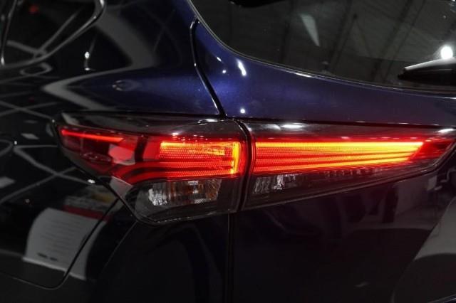 2021 Toyota Highlander XLE, available for sale in Yonkers, New York | Westchester Auto Group. Yonkers, New York 2021 Toyota Highlander XLE, available for sale in Yonkers, New York | Westchester Auto Group. Yonkers, New York