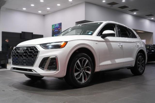 2022 Audi Q5 S line Premium Plus, available for sale in Yonkers, New York | Westchester Auto Group. Yonkers, New York 2022 Audi Q5 S line Premium Plus, available for sale in Yonkers, New York | Westchester Auto Group. Yonkers, New York