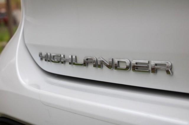 2023 Toyota Highlander L AWD, available for sale in Yonkers, New York | Westchester Auto Group. Yonkers, New York 2023 Toyota Highlander L AWD, available for sale in Yonkers, New York | Westchester Auto Group. Yonkers, New York