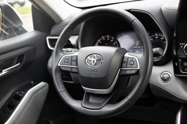 2023 Toyota Highlander L AWD, available for sale in Yonkers, New York | Westchester Auto Group. Yonkers, New York 2023 Toyota Highlander L AWD, available for sale in Yonkers, New York | Westchester Auto Group. Yonkers, New York