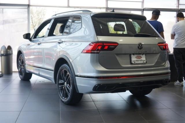 2022 Volkswagen Tiguan SE R-Line Black, available for sale in Yonkers, New York | Westchester Auto Group. Yonkers, New York 2022 Volkswagen Tiguan SE R-Line Black, available for sale in Yonkers, New York | Westchester Auto Group. Yonkers, New York