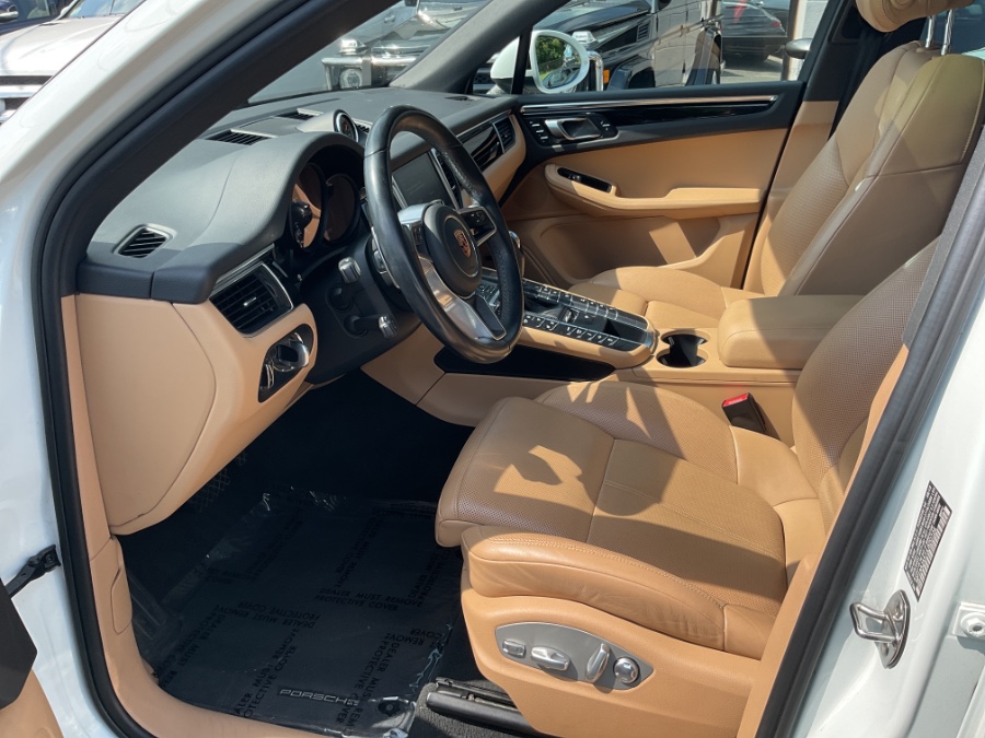 2018 Porsche Macan AWD, available for sale in Waterbury, Connecticut | Jim Juliani Motors. Waterbury, Connecticut 2018 Porsche Macan AWD, available for sale in Waterbury, Connecticut | Jim Juliani Motors. Waterbury, Connecticut