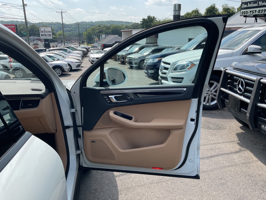 2018 Porsche Macan AWD, available for sale in Waterbury, Connecticut | Jim Juliani Motors. Waterbury, Connecticut 2018 Porsche Macan AWD, available for sale in Waterbury, Connecticut | Jim Juliani Motors. Waterbury, Connecticut