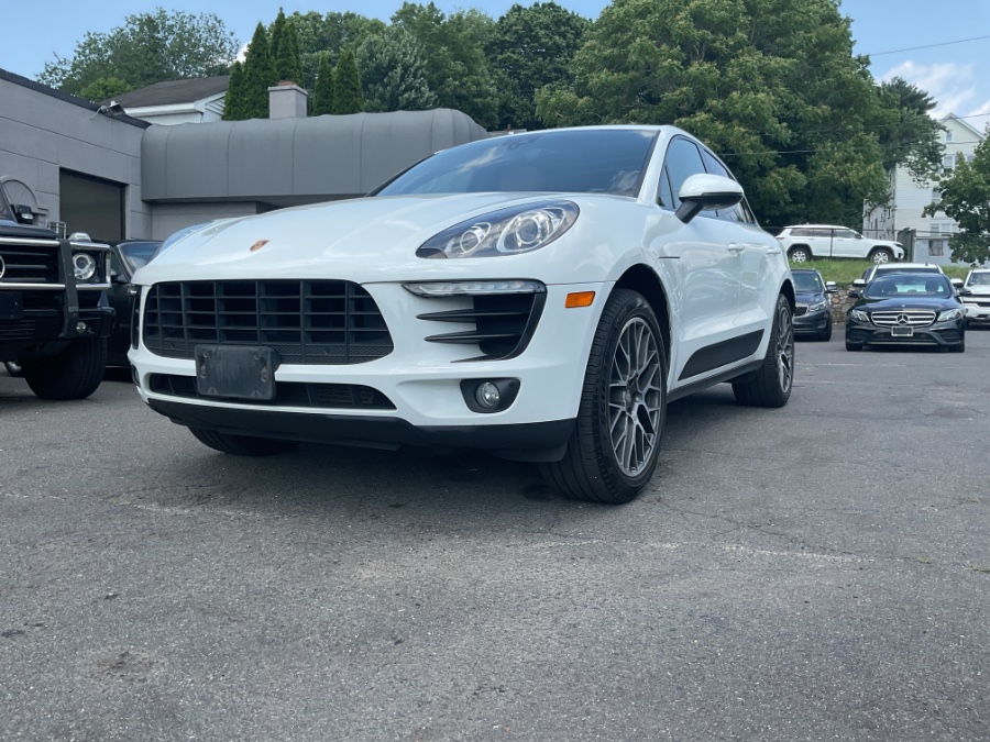 2018 Porsche Macan AWD, available for sale in Waterbury, Connecticut | Jim Juliani Motors. Waterbury, Connecticut 2018 Porsche Macan AWD, available for sale in Waterbury, Connecticut | Jim Juliani Motors. Waterbury, Connecticut