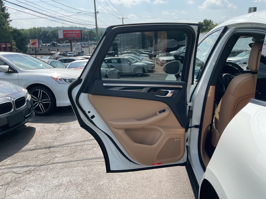 2018 Porsche Macan AWD, available for sale in Waterbury, Connecticut | Jim Juliani Motors. Waterbury, Connecticut 2018 Porsche Macan AWD, available for sale in Waterbury, Connecticut | Jim Juliani Motors. Waterbury, Connecticut