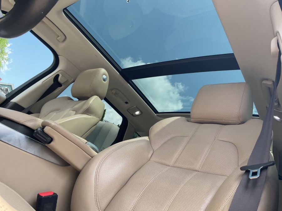 2017 Land Rover Range Rover Sport V6 Supercharged HSE, available for sale in Waterbury, Connecticut | Jim Juliani Motors. Waterbury, Connecticut 2017 Land Rover Range Rover Sport V6 Supercharged HSE, available for sale in Waterbury, Connecticut | Jim Juliani Motors. Waterbury, Connecticut