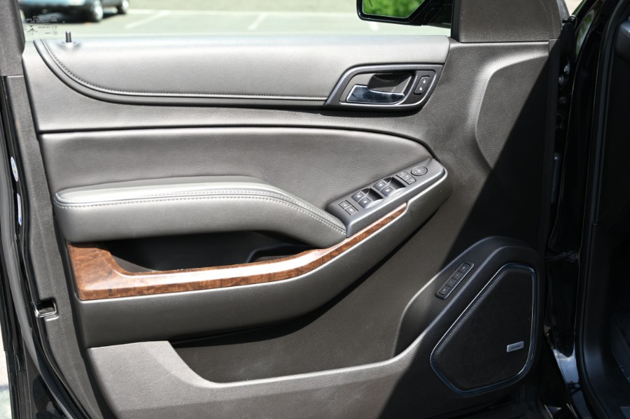 2019 Chevrolet Suburban 4WD 4dr 1500 LT, available for sale in Waterbury, Connecticut | Highline Car Connection. Waterbury, Connecticut 2019 Chevrolet Suburban 4WD 4dr 1500 LT, available for sale in Waterbury, Connecticut | Highline Car Connection. Waterbury, Connecticut