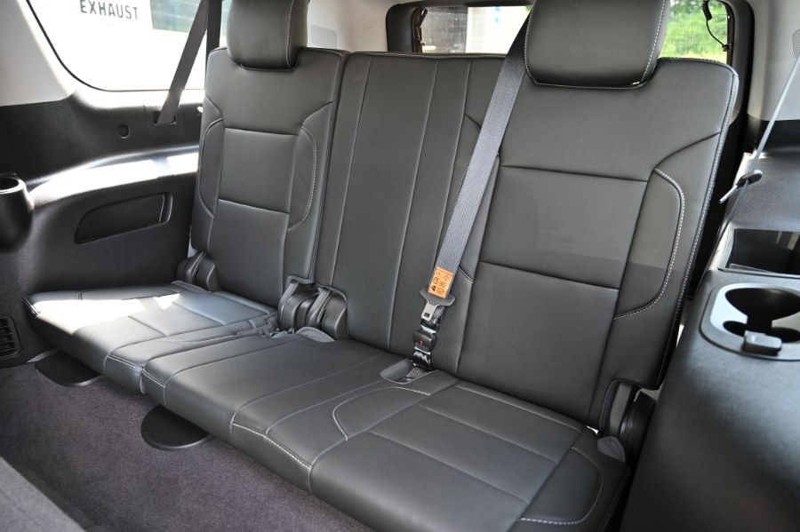 2019 Chevrolet Suburban 4WD 4dr 1500 LT, available for sale in Waterbury, Connecticut | Highline Car Connection. Waterbury, Connecticut 2019 Chevrolet Suburban 4WD 4dr 1500 LT, available for sale in Waterbury, Connecticut | Highline Car Connection. Waterbury, Connecticut