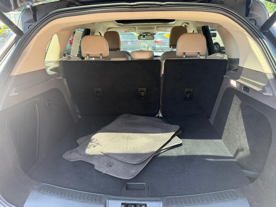 2022 Lincoln Corsair Standard, available for sale in Stratford, Connecticut | Wiz Leasing Inc. Stratford, Connecticut 2022 Lincoln Corsair Standard, available for sale in Stratford, Connecticut | Wiz Leasing Inc. Stratford, Connecticut