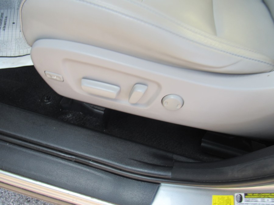 2017 Toyota Highlander XLE, available for sale in Worcester, Massachusetts | Hilario's Auto Sales Inc.. Worcester, Massachusetts 2017 Toyota Highlander XLE, available for sale in Worcester, Massachusetts | Hilario's Auto Sales Inc.. Worcester, Massachusetts