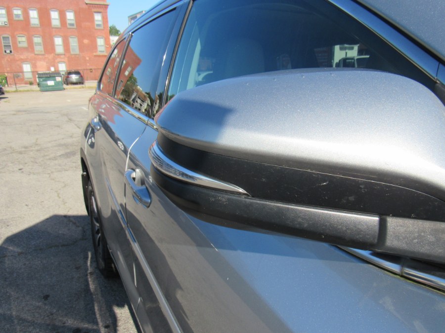 2017 Toyota Highlander XLE, available for sale in Worcester, Massachusetts | Hilario's Auto Sales Inc.. Worcester, Massachusetts 2017 Toyota Highlander XLE, available for sale in Worcester, Massachusetts | Hilario's Auto Sales Inc.. Worcester, Massachusetts