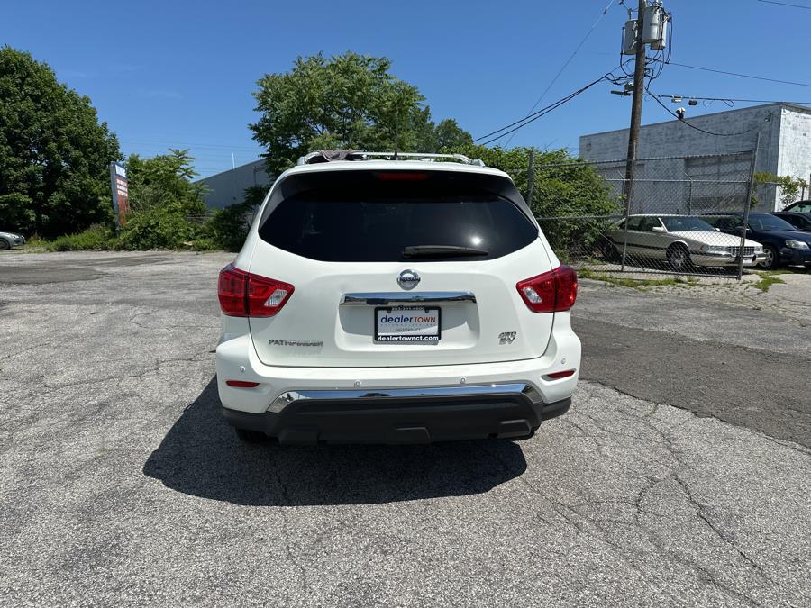 2018 Nissan Pathfinder 4D SV 4WD 3.5L V6, available for sale in Milford, Connecticut | Dealertown Auto Wholesalers. Milford, Connecticut 2018 Nissan Pathfinder 4D SV 4WD 3.5L V6, available for sale in Milford, Connecticut | Dealertown Auto Wholesalers. Milford, Connecticut