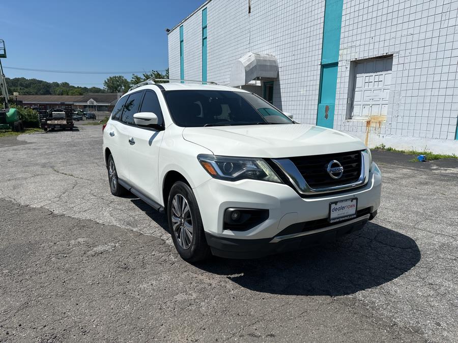 2018 Nissan Pathfinder 4D SV 4WD 3.5L V6, available for sale in Milford, Connecticut | Dealertown Auto Wholesalers. Milford, Connecticut 2018 Nissan Pathfinder 4D SV 4WD 3.5L V6, available for sale in Milford, Connecticut | Dealertown Auto Wholesalers. Milford, Connecticut