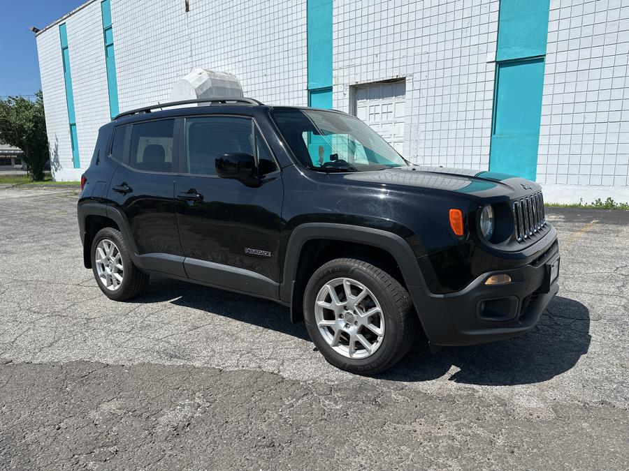 2016 Jeep Renegade 4WD 4dr Latitude, available for sale in Milford, Connecticut | Dealertown Auto Wholesalers. Milford, Connecticut 2016 Jeep Renegade 4WD 4dr Latitude, available for sale in Milford, Connecticut | Dealertown Auto Wholesalers. Milford, Connecticut