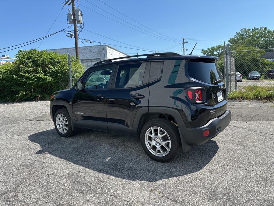 2016 Jeep Renegade 4WD 4dr Latitude, available for sale in Milford, Connecticut | Dealertown Auto Wholesalers. Milford, Connecticut 2016 Jeep Renegade 4WD 4dr Latitude, available for sale in Milford, Connecticut | Dealertown Auto Wholesalers. Milford, Connecticut