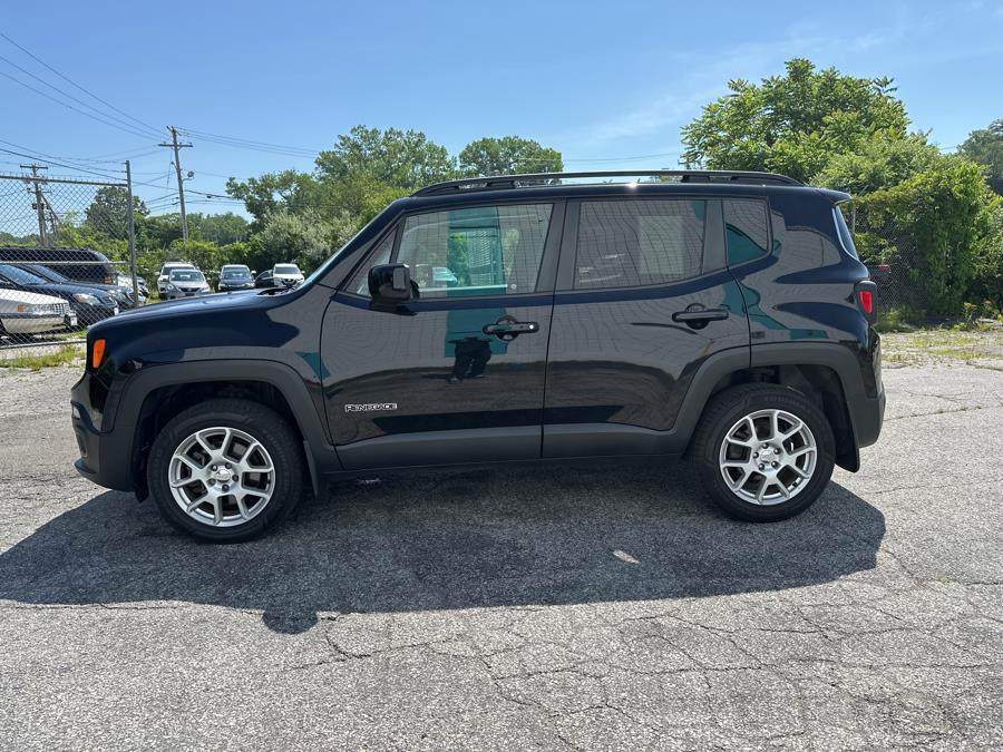 2016 Jeep Renegade 4WD 4dr Latitude, available for sale in Milford, Connecticut | Dealertown Auto Wholesalers. Milford, Connecticut 2016 Jeep Renegade 4WD 4dr Latitude, available for sale in Milford, Connecticut | Dealertown Auto Wholesalers. Milford, Connecticut