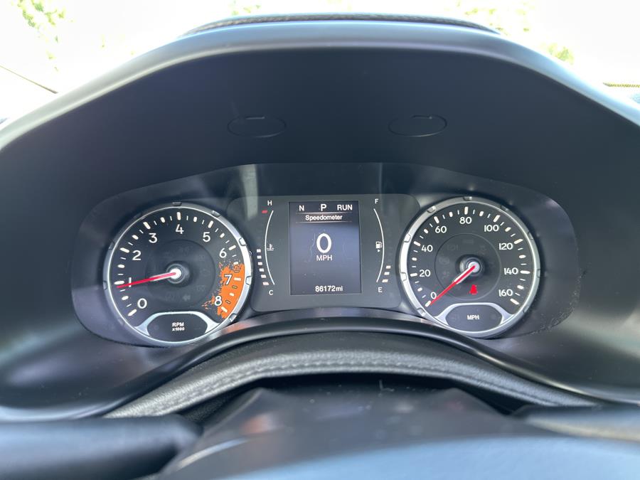 2016 Jeep Renegade 4WD 4dr Latitude, available for sale in Milford, Connecticut | Dealertown Auto Wholesalers. Milford, Connecticut 2016 Jeep Renegade 4WD 4dr Latitude, available for sale in Milford, Connecticut | Dealertown Auto Wholesalers. Milford, Connecticut