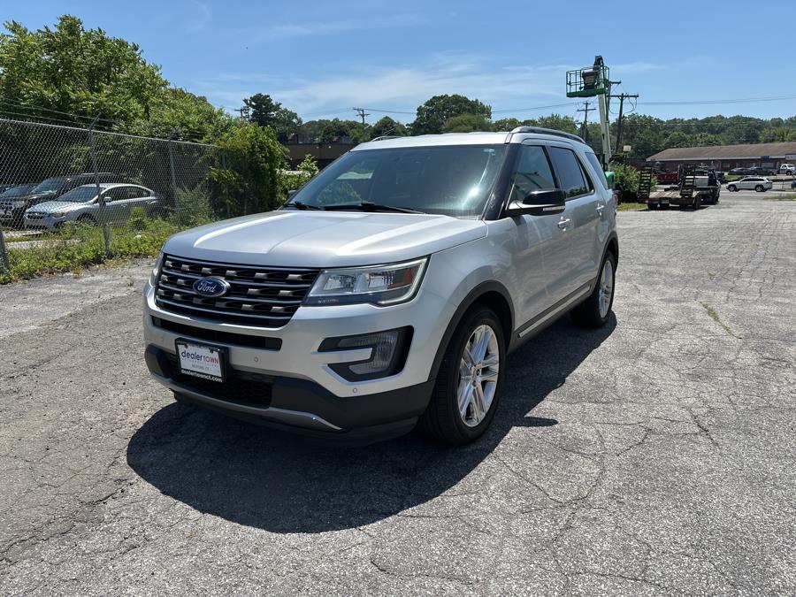 2017 Ford Explorer XLT 4WD, available for sale in Milford, Connecticut | Dealertown Auto Wholesalers. Milford, Connecticut 2017 Ford Explorer XLT 4WD, available for sale in Milford, Connecticut | Dealertown Auto Wholesalers. Milford, Connecticut