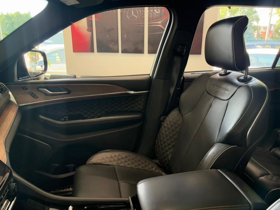 2022 Jeep Grand Cherokee L Summit 4x4, available for sale in Franklin Square, New York | Luxury Motor Club. Franklin Square, New York 2022 Jeep Grand Cherokee L Summit 4x4, available for sale in Franklin Square, New York | Luxury Motor Club. Franklin Square, New York