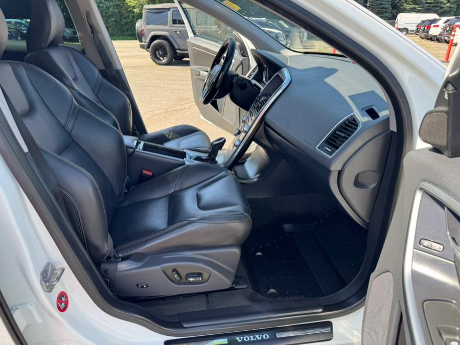 2017 Volvo XC60 T5 AWD Dynamic, available for sale in Berlin, Connecticut | Tru Auto Mall. Berlin, Connecticut 2017 Volvo XC60 T5 AWD Dynamic, available for sale in Berlin, Connecticut | Tru Auto Mall. Berlin, Connecticut