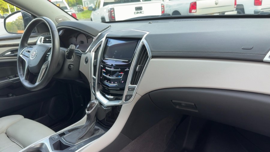 2015 Cadillac SRX AWD 4dr Luxury Collection, available for sale in Waterbury, Connecticut | West End Automotive Center. Waterbury, Connecticut 2015 Cadillac SRX AWD 4dr Luxury Collection, available for sale in Waterbury, Connecticut | West End Automotive Center. Waterbury, Connecticut