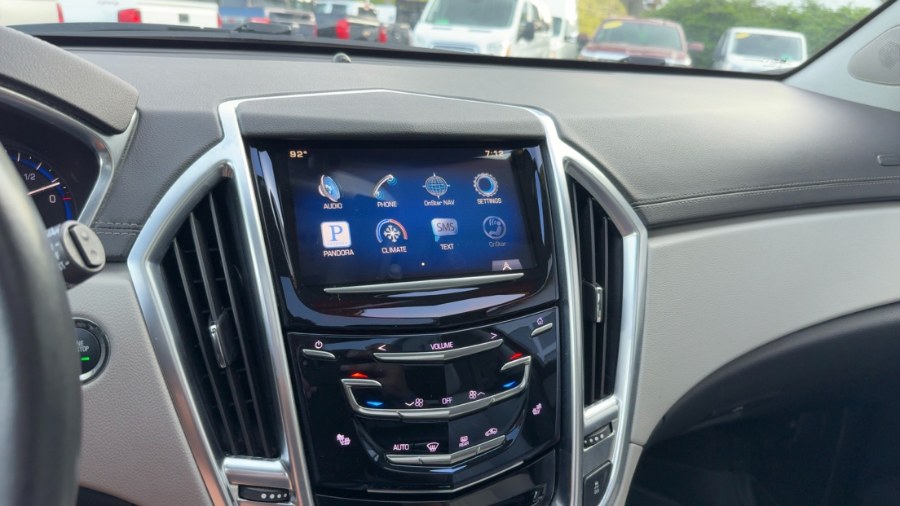 2015 Cadillac SRX AWD 4dr Luxury Collection, available for sale in Waterbury, Connecticut | West End Automotive Center. Waterbury, Connecticut 2015 Cadillac SRX AWD 4dr Luxury Collection, available for sale in Waterbury, Connecticut | West End Automotive Center. Waterbury, Connecticut